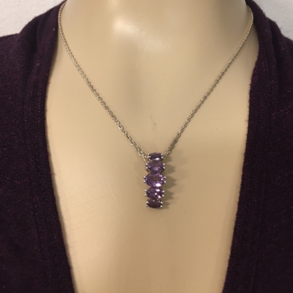 Sterling silver and amethyst pendant - Picture 2 of 4